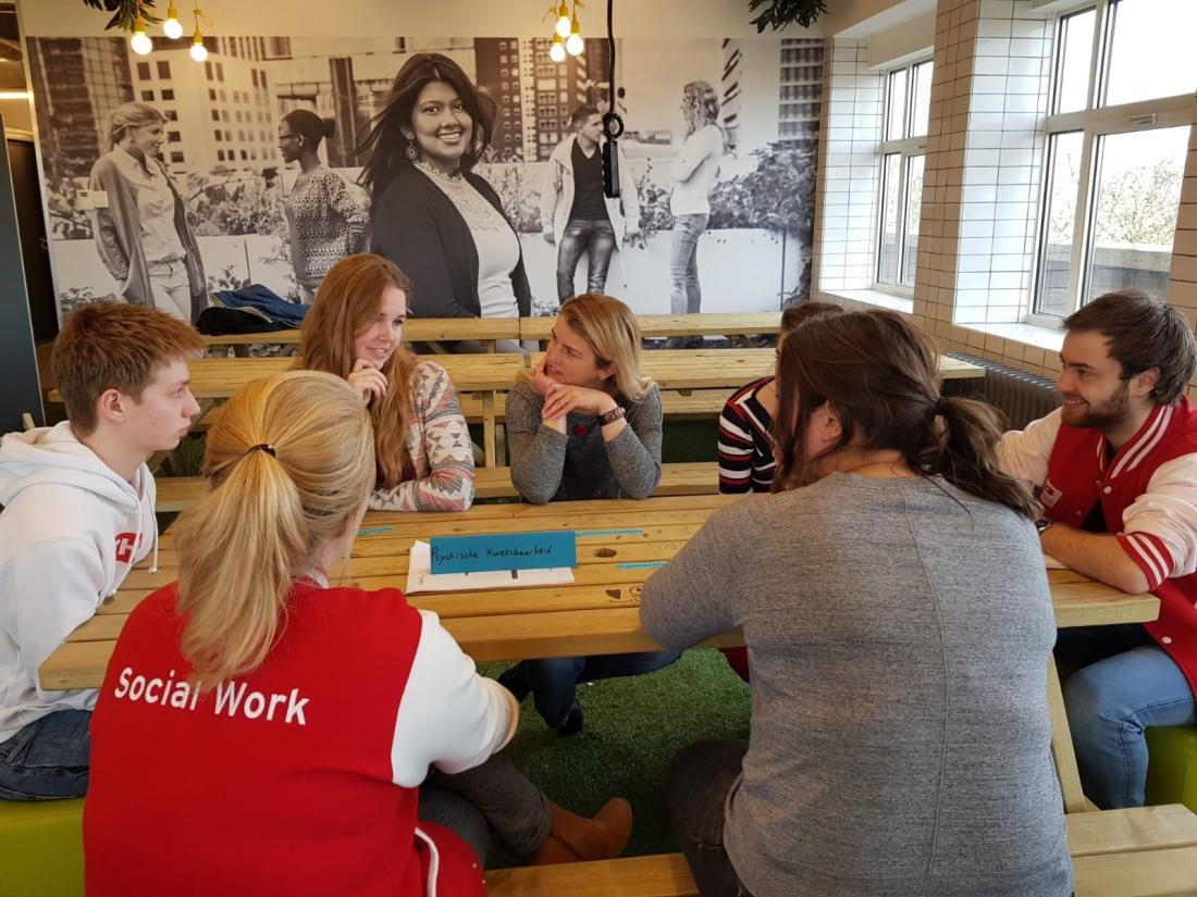 Werkplaats Sociaal Domein Zuid-Holland Zuid | Kennislab signaleren en bespreekbaar maken van 'moeilijke' onderwerp bij statushouders